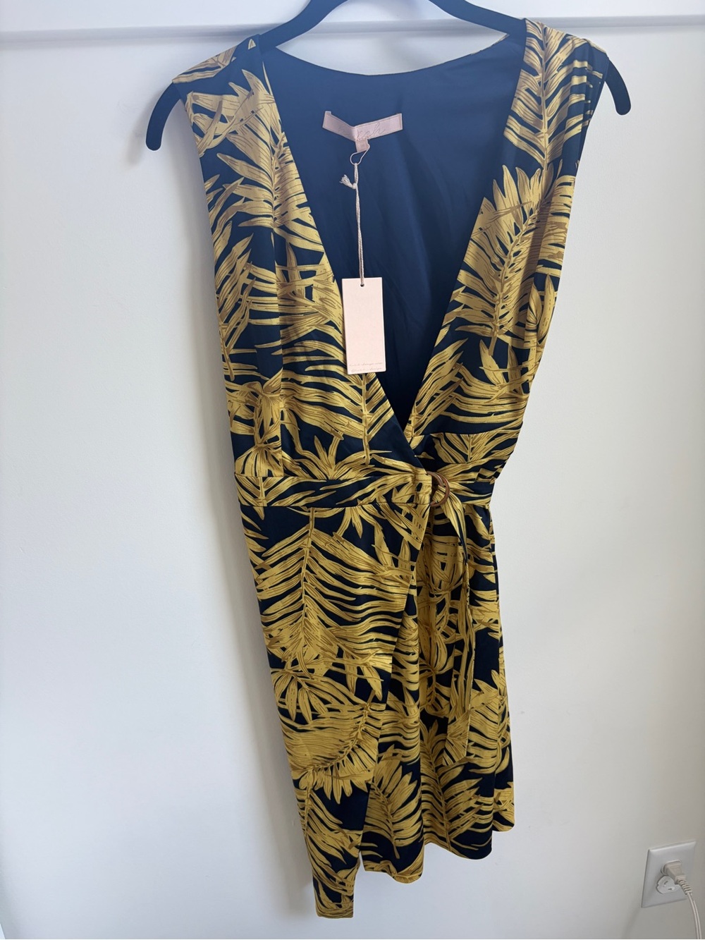 Hutch - Sleeveless Yellow/Navy Leaf Wrap Dress (M) - Picture 2 of 3